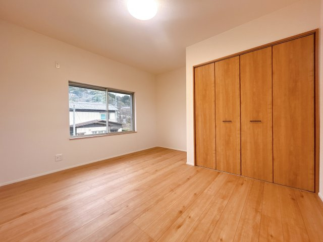 岡崎市竜泉寺町の洋室