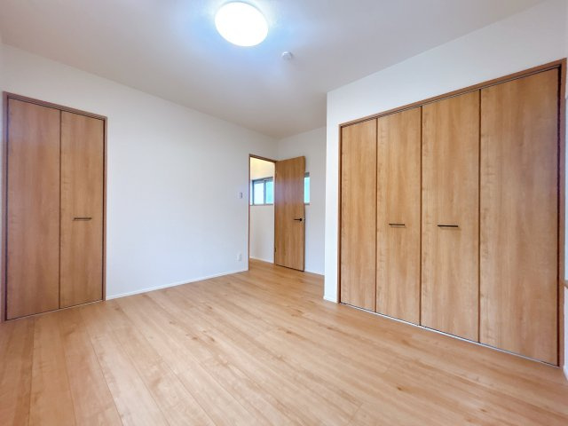 岡崎市竜泉寺町の洋室