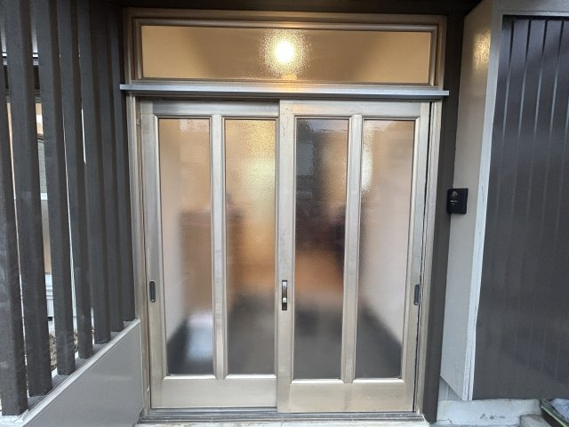 岡崎市竜泉寺町の玄関