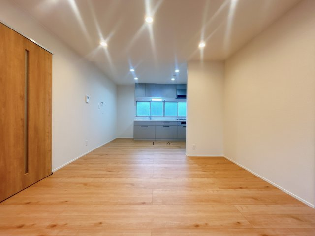 岡崎市竜泉寺町の居間・リビング