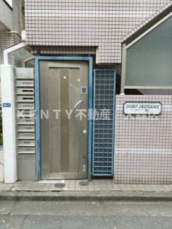 【エントランス】 | 建物の内部です
