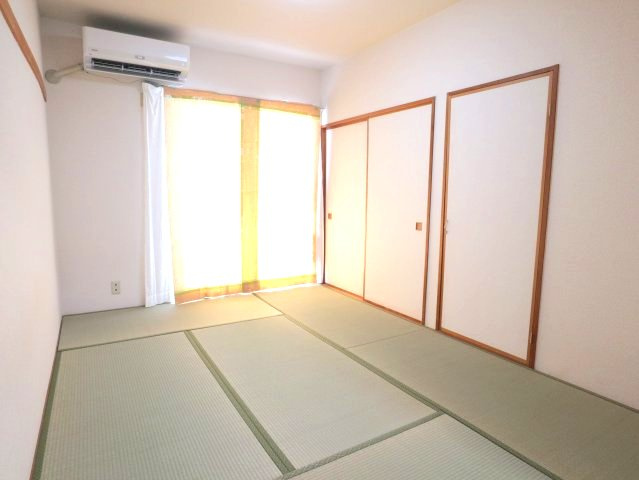 クレスト壱番館の収納