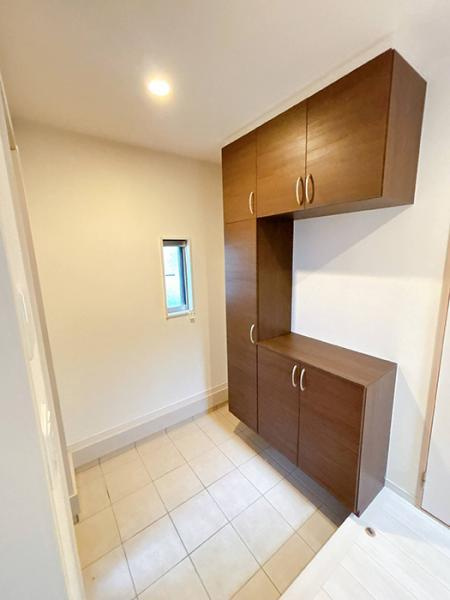 中古戸建　大垣市東町2丁目　平成29年築の玄関