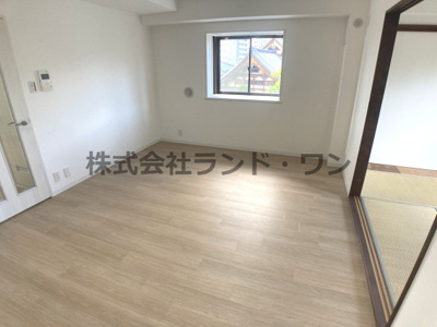 【居間・リビング】 | 朝日パリオ狭山 | 約10帖のLDK