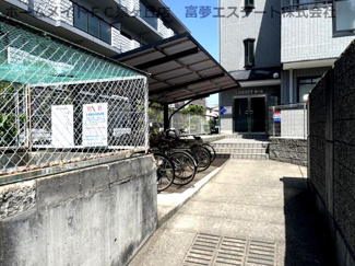 【エントランス】