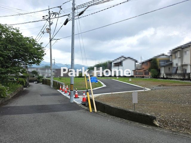 高知市福井町-建築条件付き-E号地 売土地の前面道路含む現地写真