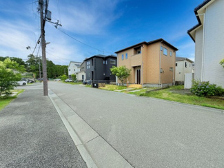 【前面道路含む現地写真】 | 前面道路