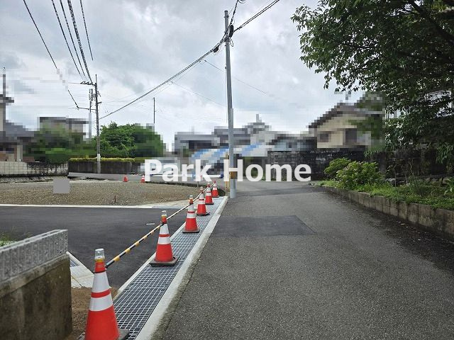 高知市福井町-建築条件付き-D号地 売土地の前面道路含む現地写真