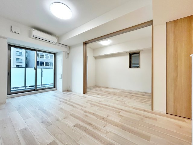 パークアクシス名古屋山王一丁目の居間・リビング|類似です