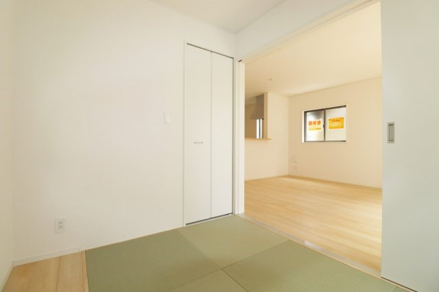 郡山市字賀庄　　　１号棟　　　桜小学校、郡山第３中学区の和室