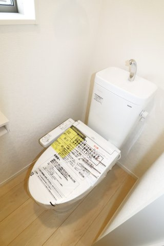 郡山市字賀庄　　　１号棟　　　桜小学校、郡山第３中学区のトイレ