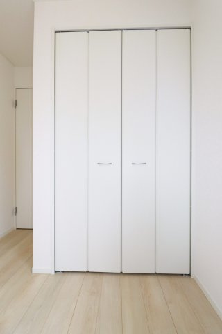 郡山市字賀庄　　　１号棟　　　桜小学校、郡山第３中学区の収納