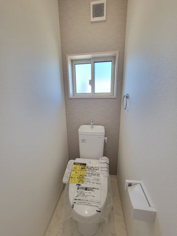 園部Ⅳ・新築戸建のトイレ
