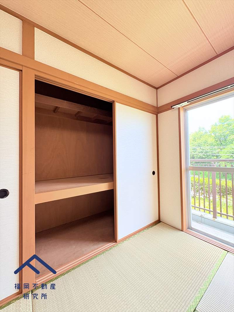 パークハイツ平尾山荘31号棟の和室