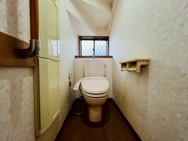 【トイレ】 | 東久留米市新川町２丁目　中古戸建て | プライベートな空間だからこそ清潔感を大切にしました