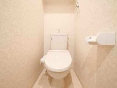 【トイレ】 | Luxe難波南 | 落ち着いた空間のトイレです