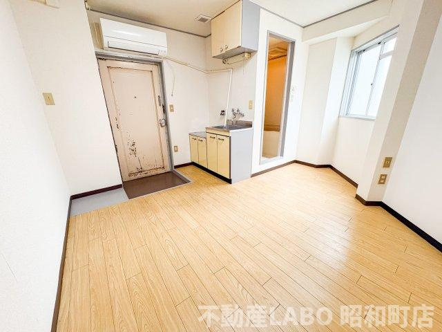 ドリームコート住吉大社の居間・リビング