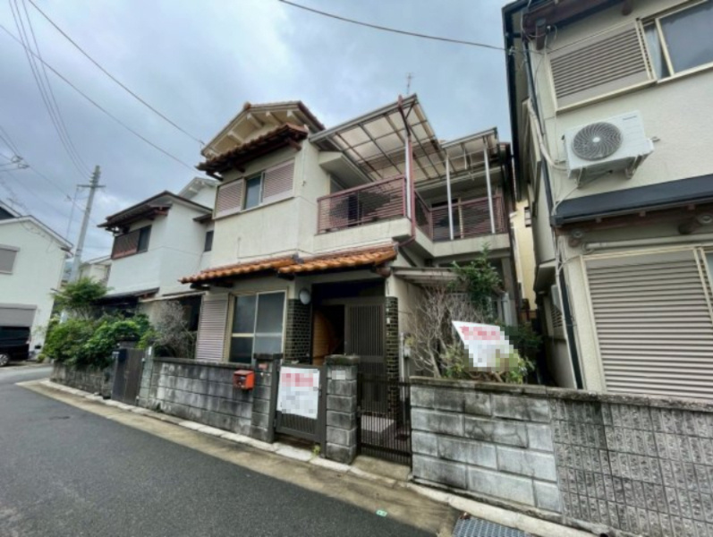 枚方市宇山東町の前面道路含む現地写真