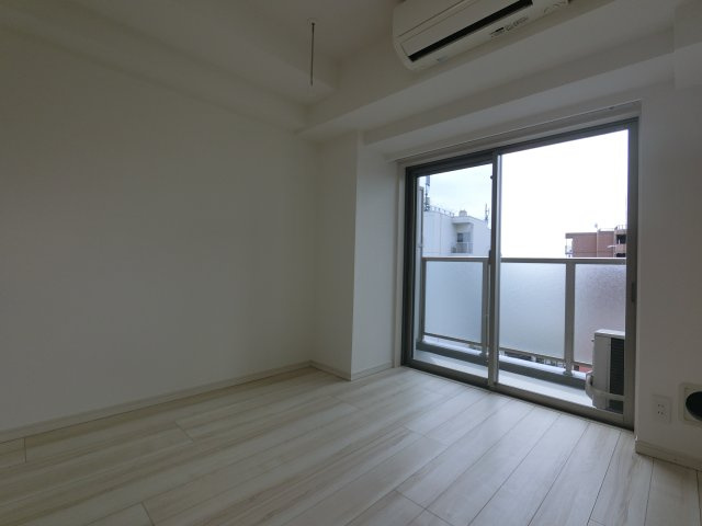 グランカーサ市川国府台の居間・リビング