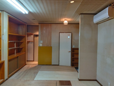 【設備】 | 箕輪町東箕輪 中古住宅⑤ | 納戸