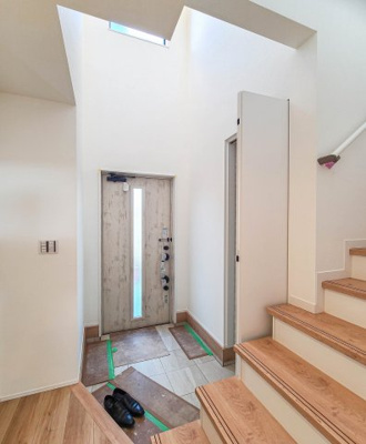 【玄関】 | 藤沢市柄沢1丁目 新築戸建 全2棟