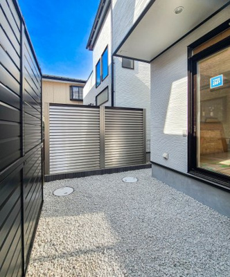 【庭】 | 藤沢市柄沢1丁目 新築戸建 全2棟