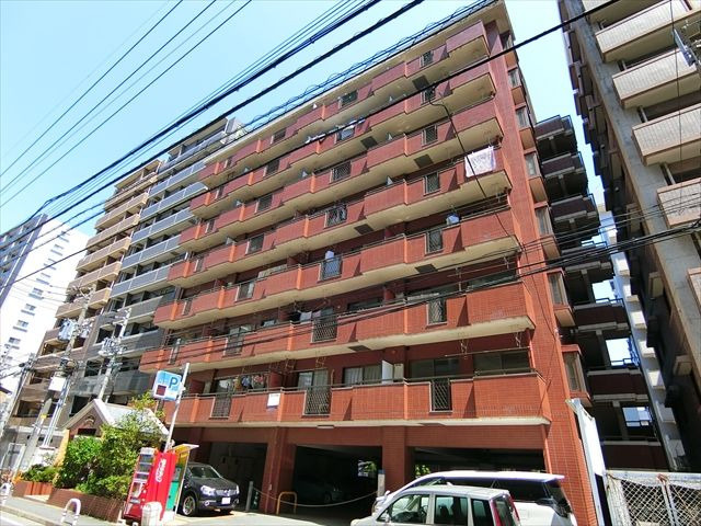 パレシャルム薬院の外観