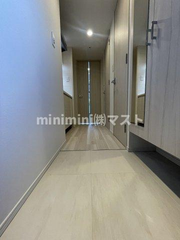 S-RESIDENCE堺筋本町Deuxの玄関