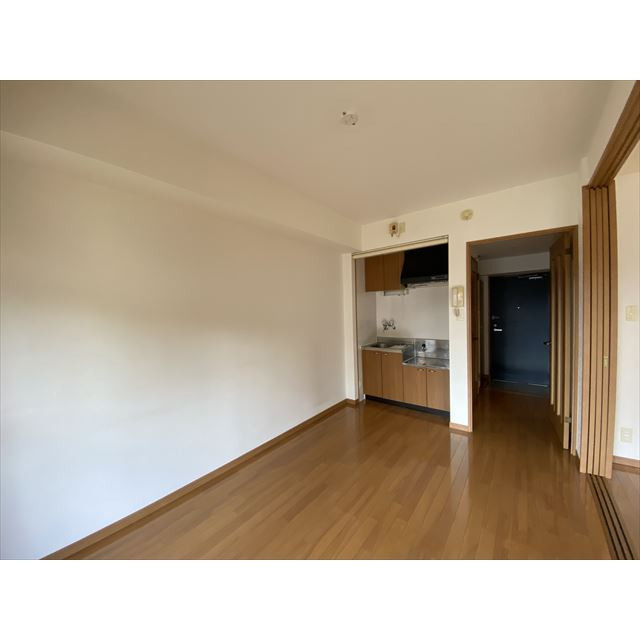 ハイブリッジ六本松の居間・リビング