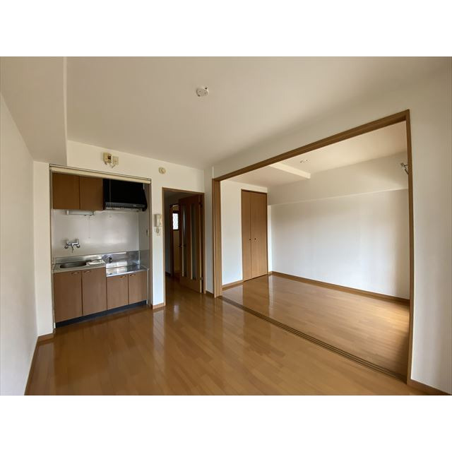 ハイブリッジ六本松の居間・リビング