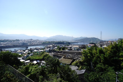 【展望】 | 【ハイブランドリノベ】藤和ハイタウン仁保 | 【四季を感じる】
四季の移ろい・爽やかな青空や風を感じられ
自然を愉しめるパノラマビュー。
毎日の暮らしに余裕を感じさせてくれる、
遮る物の無い開放的な眺望を是非、ご堪能ください。