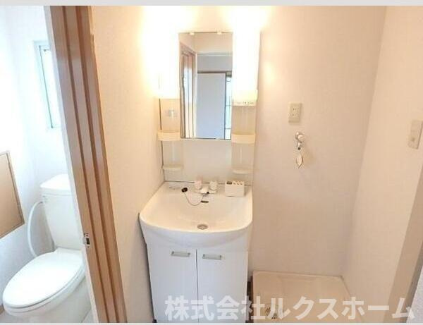 コーポかみすなの洗面所|脱衣スペースもあります