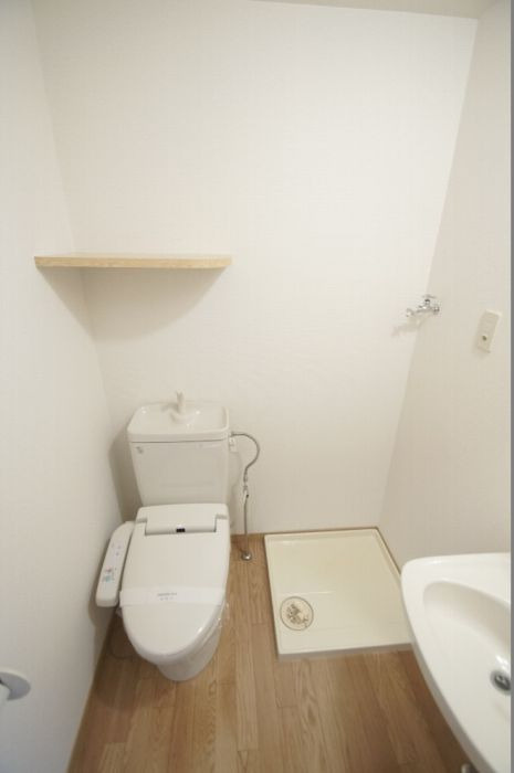 エステートモア・平尾パージュのトイレ