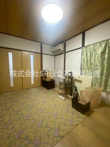 若江本町3丁目中古戸建の洋室|ゆったりした洋室です