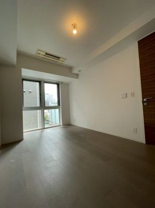 プレミスト六番町の居間・リビング