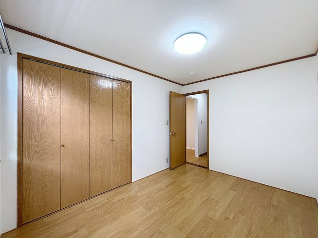 ソラーナの洋室