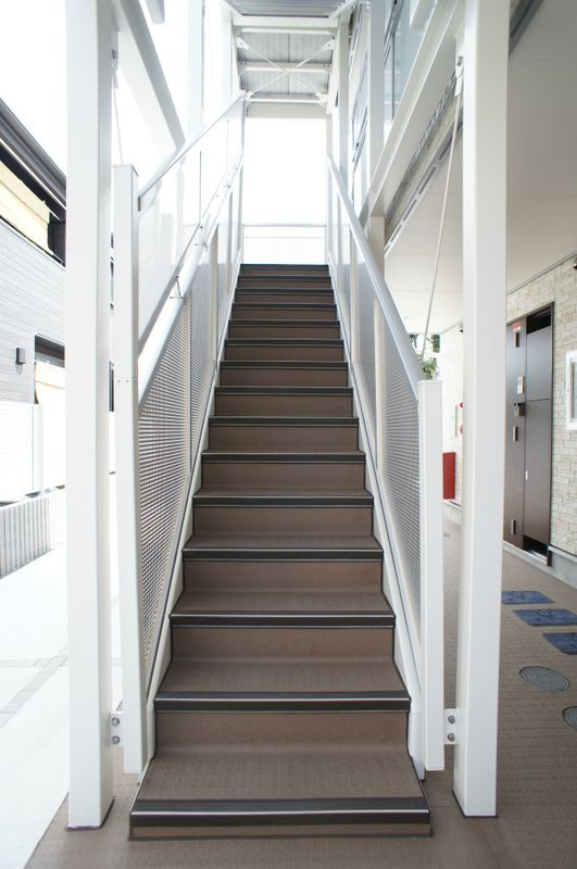 リブリ・ラム ワイヤーのロビー