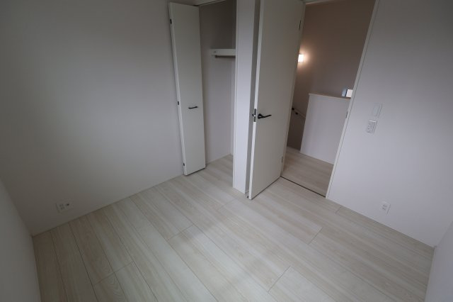 【洋室】 | 《仲介手数料無料》南区辻８丁目14-12(1号棟)新築一戸建てリナージュ | 撮影日 2025年9月30日 12:00 晴れ