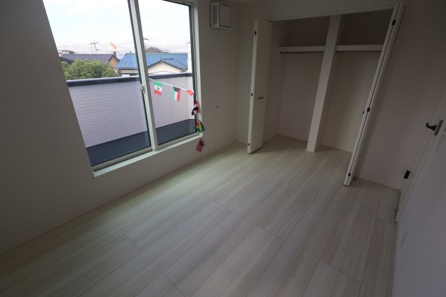 【洋室】 | 《仲介手数料無料》南区辻８丁目14-12(1号棟)新築一戸建てリナージュ | 撮影日 2025年9月30日 12:00 晴れ