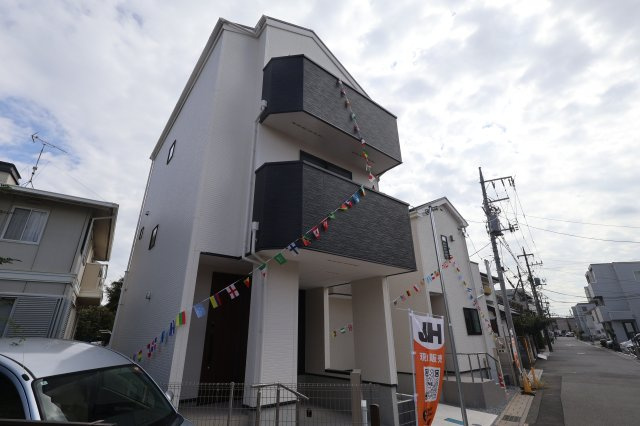 【外観】 | 《仲介手数料無料》南区辻８丁目14-12(1号棟)新築一戸建てリナージュ | 撮影日 2025年9月30日 12:00 晴れ