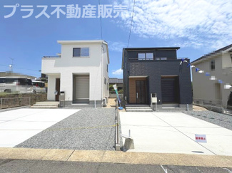 【外観】 | 現地写真。プラス不動産販売なら、現場の全ての棟をまとめてご見学頂けます。