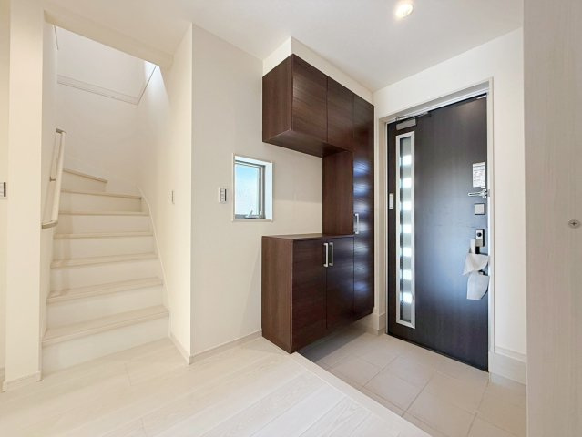 岸和田市西大路町3期の玄関