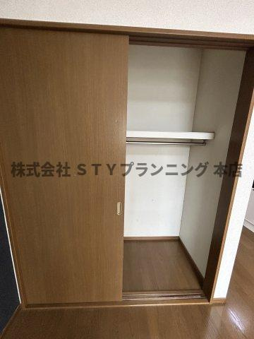 仲介手数料０円！ラ・フォーレ萩原の収納