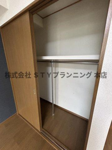 仲介手数料０円！ラ・フォーレ萩原の収納