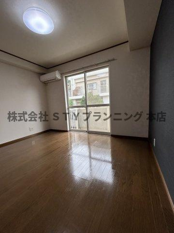 仲介手数料０円！ラ・フォーレ萩原の居間・リビング