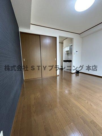 仲介手数料０円！ラ・フォーレ萩原の居間・リビング