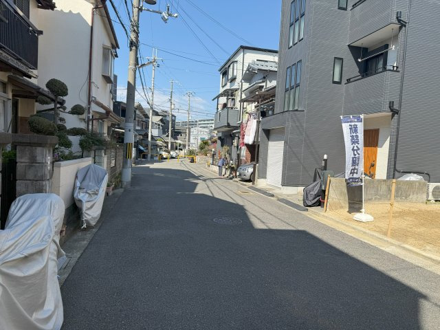 堺市東区野尻町新築戸建ての前面道路含む現地写真
