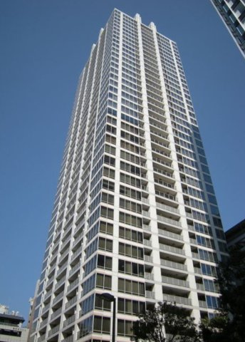 TOKYO TIMES TOWERの外観