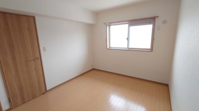 【洋室】 | Gold palace