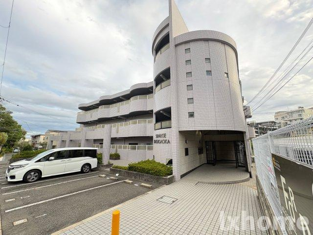 サンライズ春日丘のエントランス|毎日通るエントランスはこのようになっています